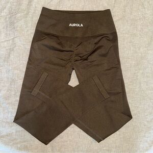 Aurola Seamless Scrunch Leggings - Dark Olive - Size M